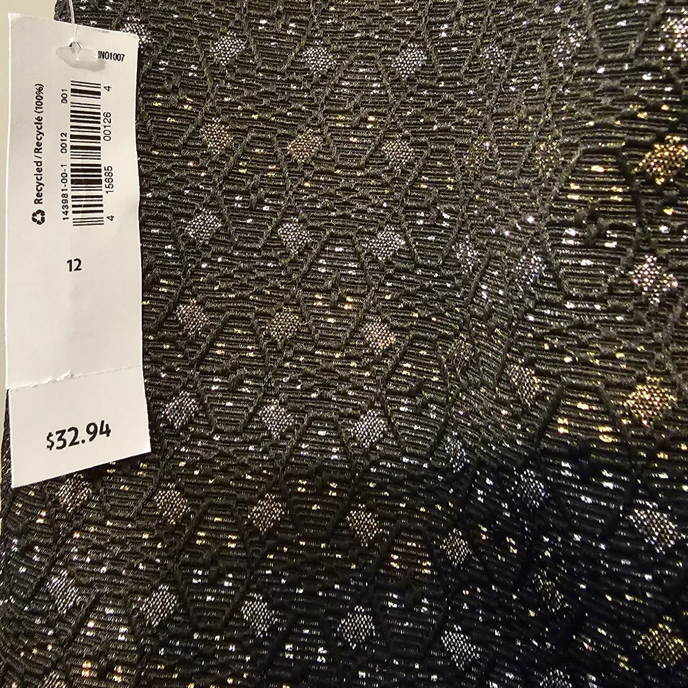 Old Navy Brand New With Tags shirt I size 12 - Picture 3 of 4